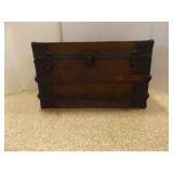 Vintage Flat-Top Steamer Trunk 32"Wide X 18"Deep