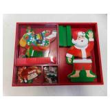 Melissa & Doug Santa Clause Magnetic Play Set