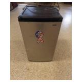 Silver Kenmore Compact Refrigerator 18ï¿½"Wide