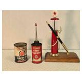 Vintage Texaco memorabilia; Desk pen set