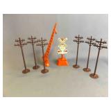Vintage O Gauge Marx Toy Train Accessory Set