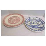 2 Vintage Collectable Souvenir Series Serving