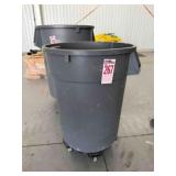 40-gallon plastic trash can