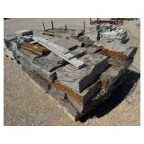 PALLET OF Dï¿½COR LARGER ROCK