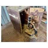 VINTAGE MICROSCOPE IN WOODEN BOX
