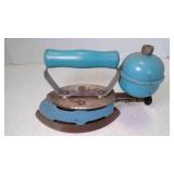 Vintage Coleman Instant Lite Gas Iron Model 4A