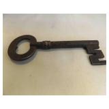 Large Antique Iron Skeleton Key - Distinct Oval