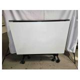 Drop leaf table, 59"x37" extended