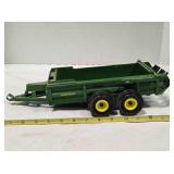 John Deere Hydra-Push manure spreader