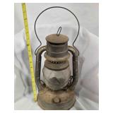 Dietz No. 2 D-Lite Kerosene lantern, 13" tall