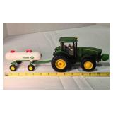 ERTL John Deere tractor & Anhydrous trailer