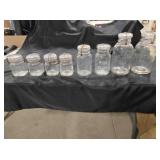8 Vintage self-sealing jars