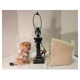 2 table top lamps