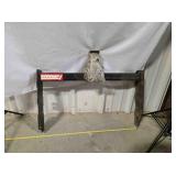 Trailer hitch assembly w/hardware, 33ï¿½" wide