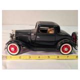 1932 Ford 3-Window Coupe, scale 1:18