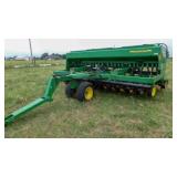 John Deere 750 No-Till Drill, 15', 18' Blade