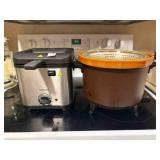 2 Electric Fryers