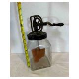 Dazey Butter Churn Gallon Size, Handle does turn