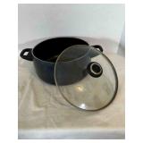 Pampered Chef Non Stick Dutch Oven w/lid-9ï¿½'x5'