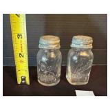 Ball Mason Jar salt & Pepper Shakers, zinc? lids