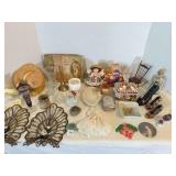 Bathroom Knick Knacks, Trinket Boxes, Jewelry