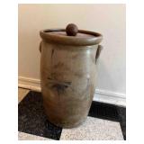 Red Wing Bee Sting Bullseye? Butter churn Crock