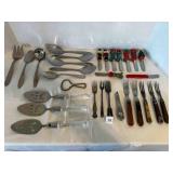 Assorted serving pieces, Serving spoons, Christmas