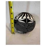 Native American Art Pottery signed RL Acoma Pueblo