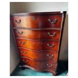 Bassett 5 Drawer Chest Matches lots 415 & 420