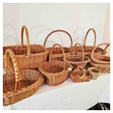 10 Wicker Baskets w/Handles great for decorating