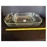2 Glass Baking Dishes, 9x13 Pyrex , 8x8 microwave