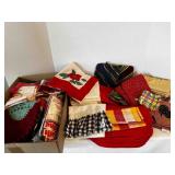 Placemats, Cloth napkins, pot holders,