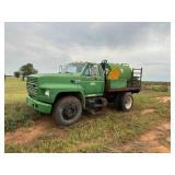 1988 FORD F700 FUEL TRUCK