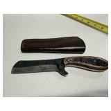 Bull cutter Knife w/ black and tan wooden handle