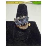 10K ring w/cluster of 3 marquise-cut blue topaz