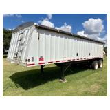 2014 Neville 28ft Grain Trailer