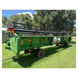 John Deere 930R Header
