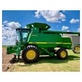 1998 John Deere 9610 Maximizer Combine