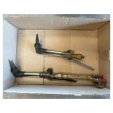 2 Victor Torches