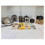 5 vintage cameras, flash & flashbulbs