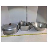 Vintage bakeware, colander, Angel food cake pan