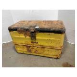 Retro Vagabond Metal Ice Chest-dirty rusty & great
