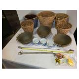 Baskets, Keiding baskets & ceramic ornaments