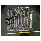 14 piece wrench set; 3/8" - 1 1/4", unused