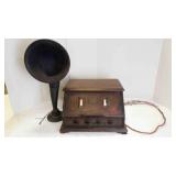 Antique RCA Table Radio w/Gooseneck Horn Speaker