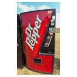 DR PEPPER POP MACHINE WORKED WHEN UNPLUG