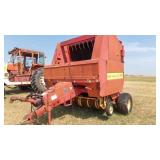 660 NEW HOLLAND ROUND BALER w/MONITOR