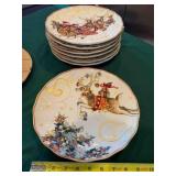 Christmas dish set, 8-11' plates; 8-8½' plates