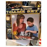 glass & Wood 7-games set, in box