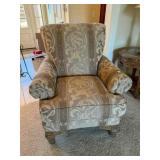 Tan sitting chair, seat is 21' wide, very clean